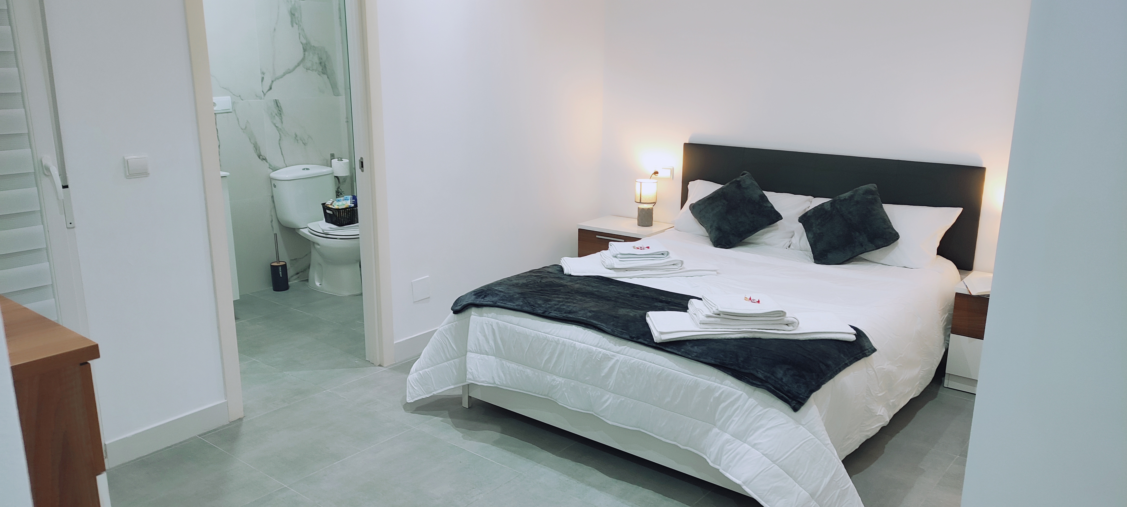 Habitación con baño en suite